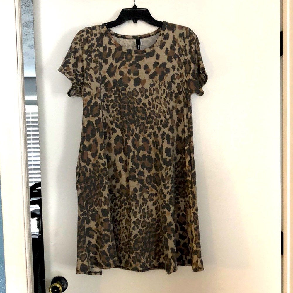 Leopard print Size M